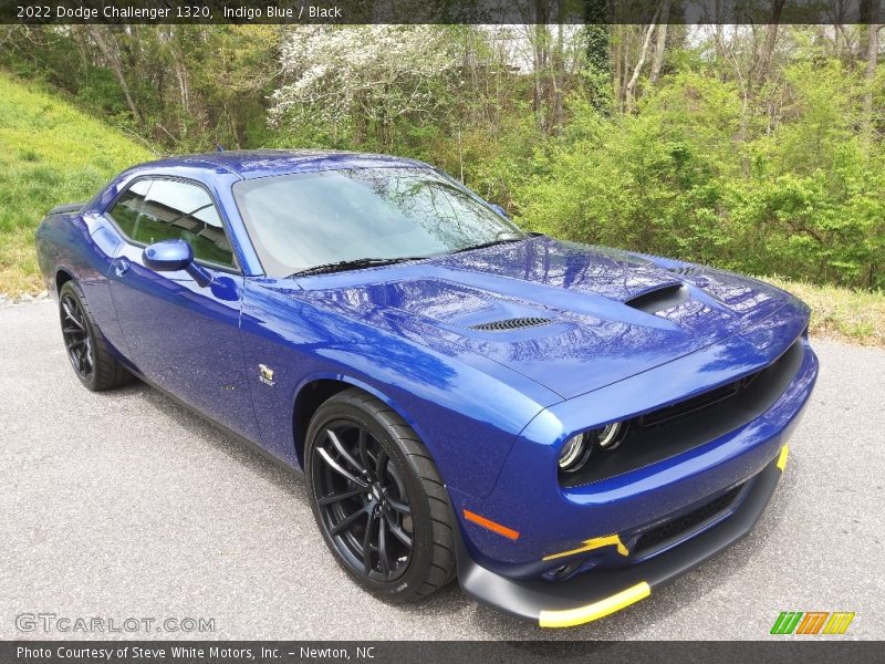 Front 3/4 View of 2022 Challenger 1320
