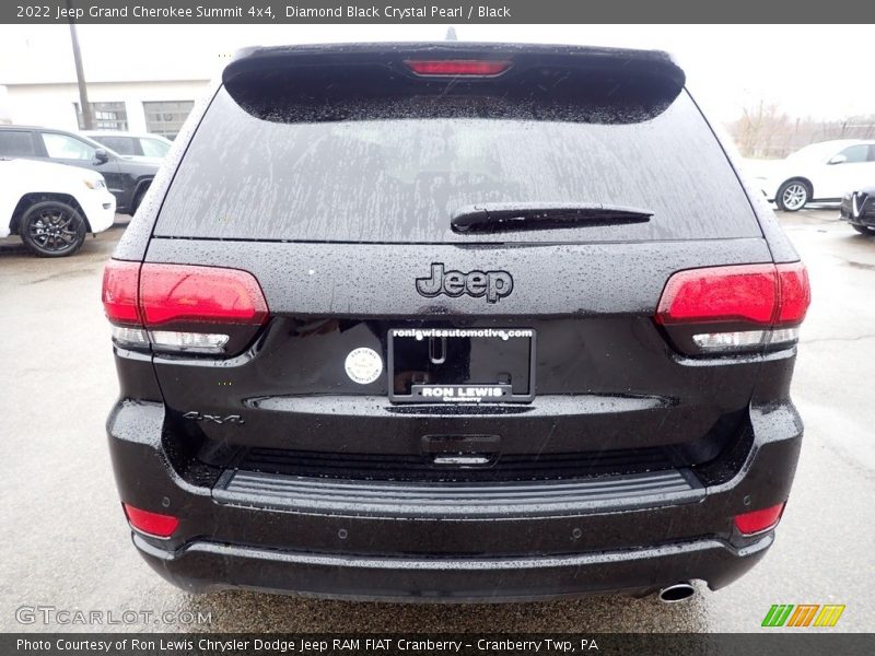 Diamond Black Crystal Pearl / Black 2022 Jeep Grand Cherokee Summit 4x4
