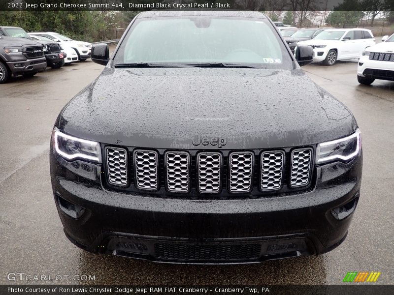 Diamond Black Crystal Pearl / Black 2022 Jeep Grand Cherokee Summit 4x4