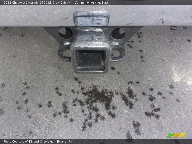 Summit White / Jet Black 2022 Chevrolet Silverado 1500 LT Crew Cab 4x4