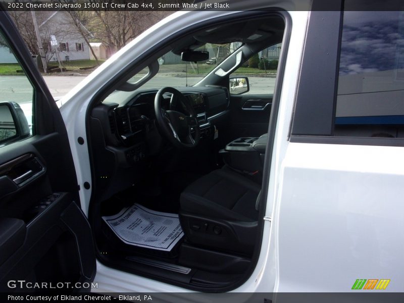 Summit White / Jet Black 2022 Chevrolet Silverado 1500 LT Crew Cab 4x4