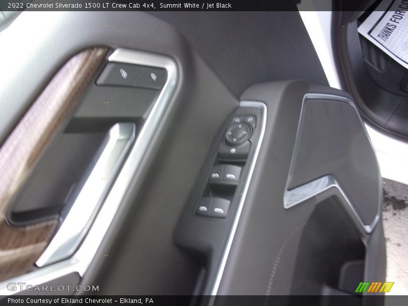 Summit White / Jet Black 2022 Chevrolet Silverado 1500 LT Crew Cab 4x4