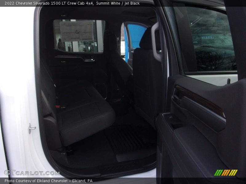 Summit White / Jet Black 2022 Chevrolet Silverado 1500 LT Crew Cab 4x4
