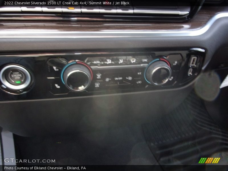 Summit White / Jet Black 2022 Chevrolet Silverado 1500 LT Crew Cab 4x4