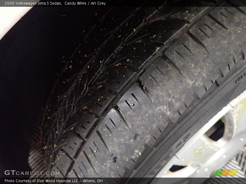 Candy White / Art Grey 2009 Volkswagen Jetta S Sedan