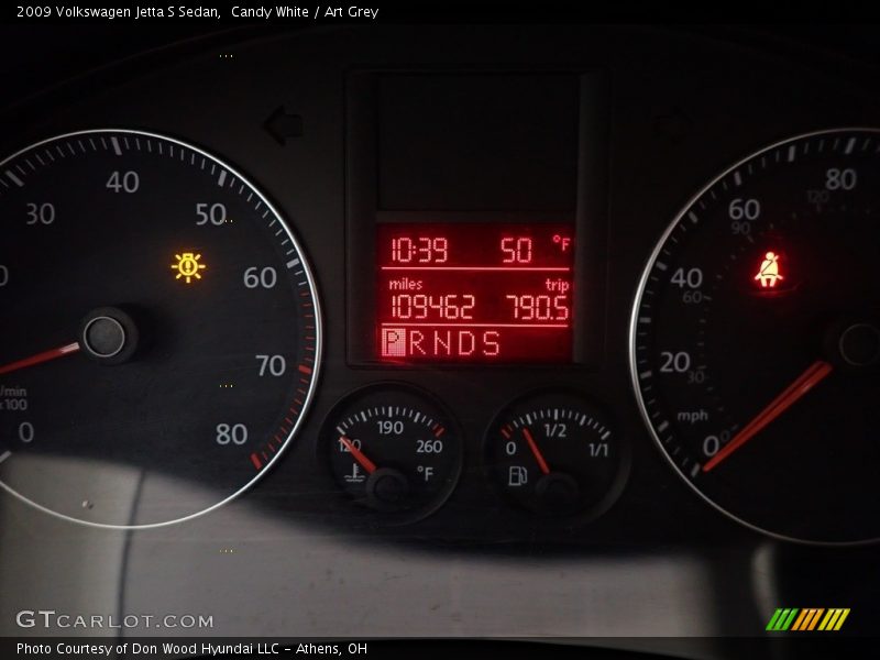 Candy White / Art Grey 2009 Volkswagen Jetta S Sedan