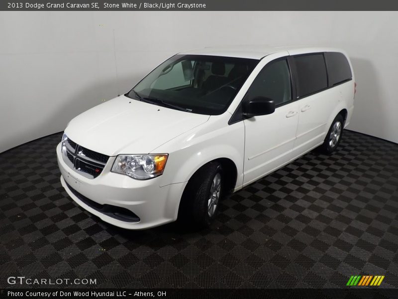 Stone White / Black/Light Graystone 2013 Dodge Grand Caravan SE