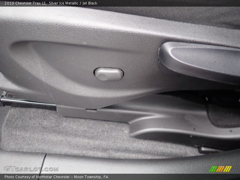 Front Seat of 2019 Trax LS