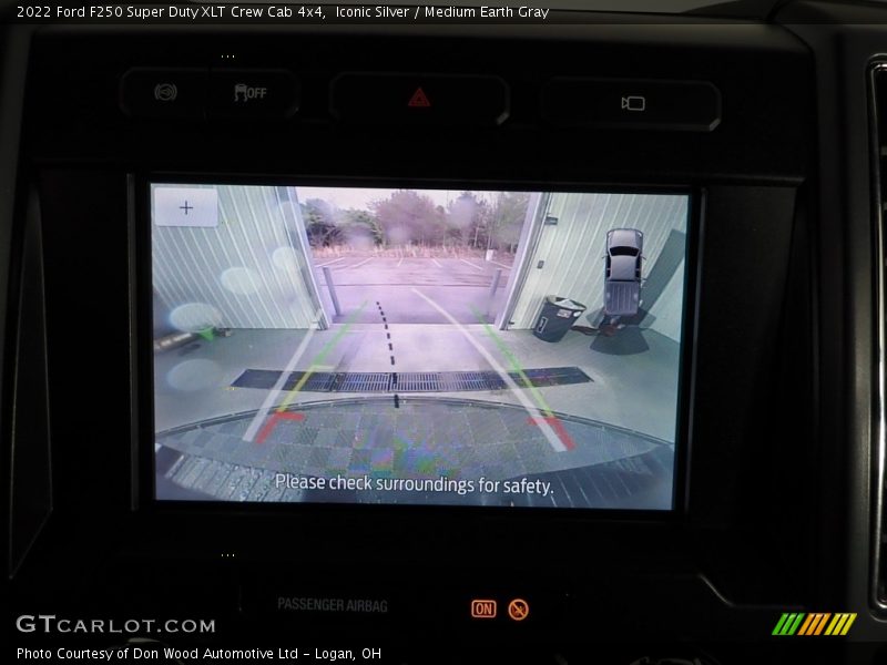 Iconic Silver / Medium Earth Gray 2022 Ford F250 Super Duty XLT Crew Cab 4x4