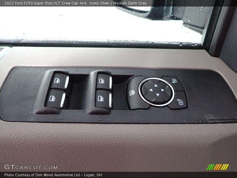 Iconic Silver / Medium Earth Gray 2022 Ford F250 Super Duty XLT Crew Cab 4x4