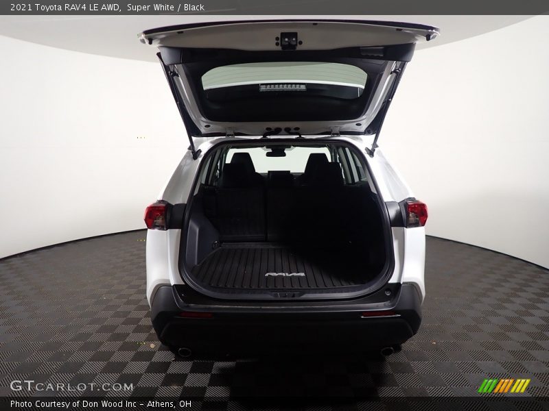 Super White / Black 2021 Toyota RAV4 LE AWD