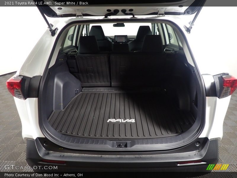 Super White / Black 2021 Toyota RAV4 LE AWD