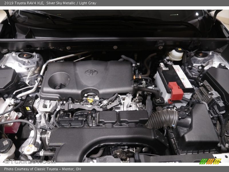 Silver Sky Metallic / Light Gray 2019 Toyota RAV4 XLE