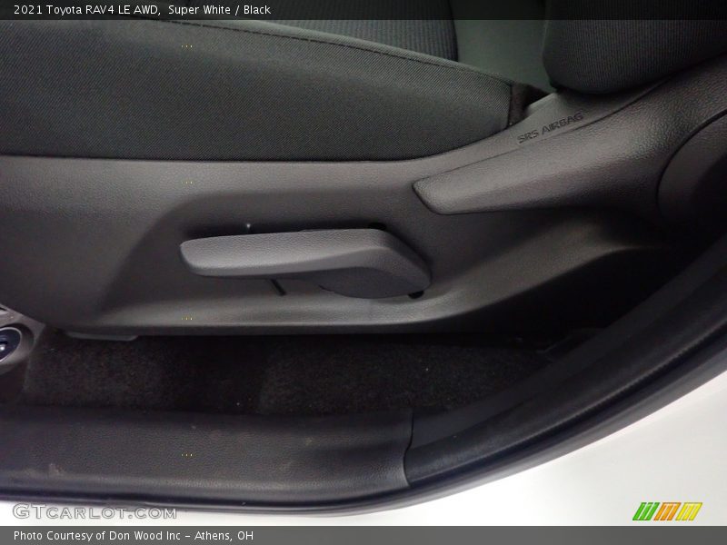 Super White / Black 2021 Toyota RAV4 LE AWD