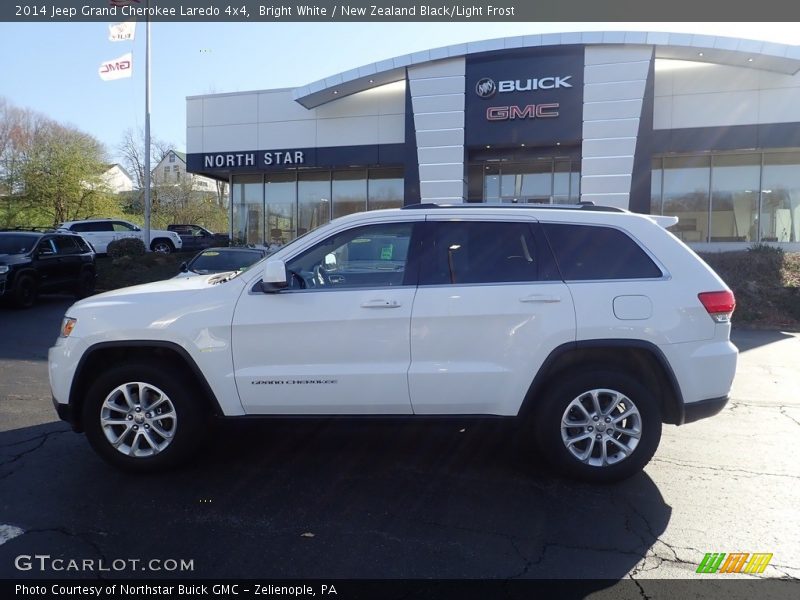 Bright White / New Zealand Black/Light Frost 2014 Jeep Grand Cherokee Laredo 4x4