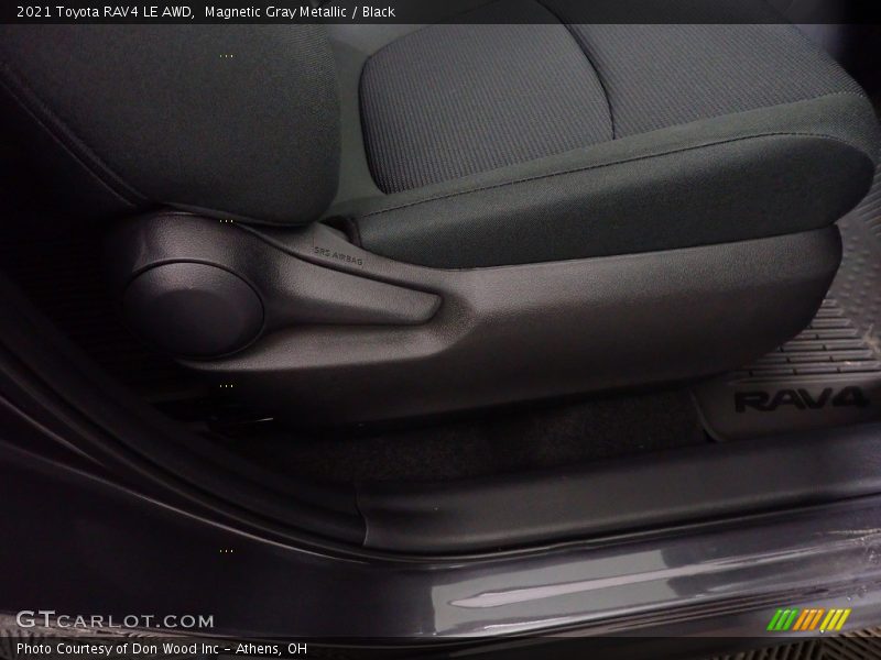 Magnetic Gray Metallic / Black 2021 Toyota RAV4 LE AWD