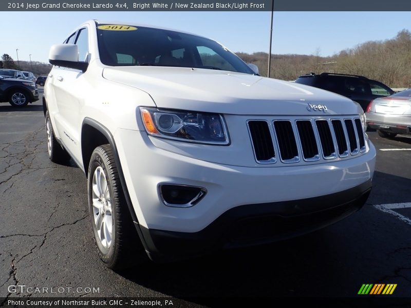 Bright White / New Zealand Black/Light Frost 2014 Jeep Grand Cherokee Laredo 4x4