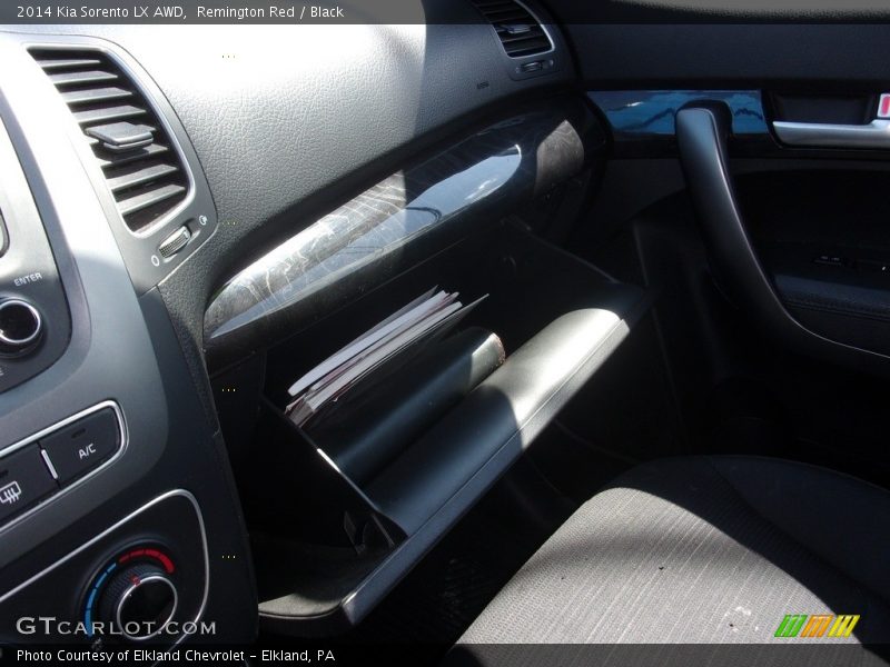 Remington Red / Black 2014 Kia Sorento LX AWD