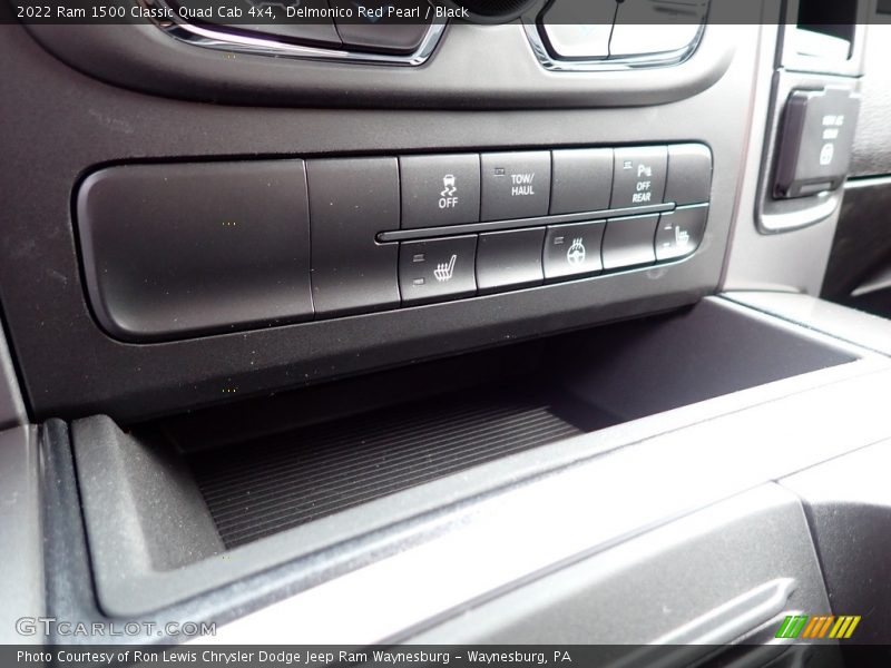 Delmonico Red Pearl / Black 2022 Ram 1500 Classic Quad Cab 4x4