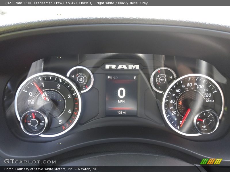 Bright White / Black/Diesel Gray 2022 Ram 3500 Tradesman Crew Cab 4x4 Chassis