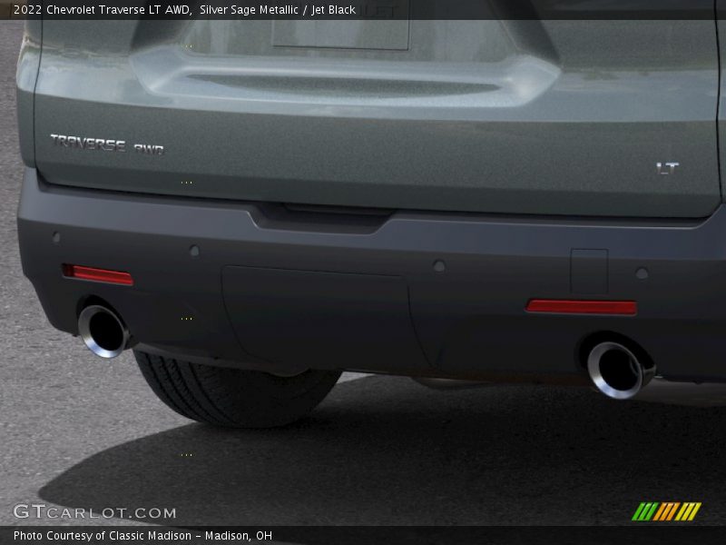 Silver Sage Metallic / Jet Black 2022 Chevrolet Traverse LT AWD