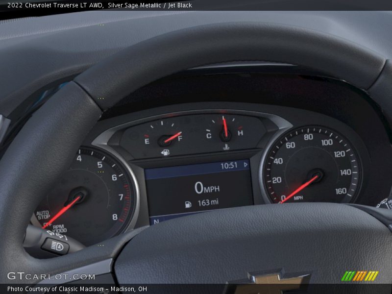 Silver Sage Metallic / Jet Black 2022 Chevrolet Traverse LT AWD