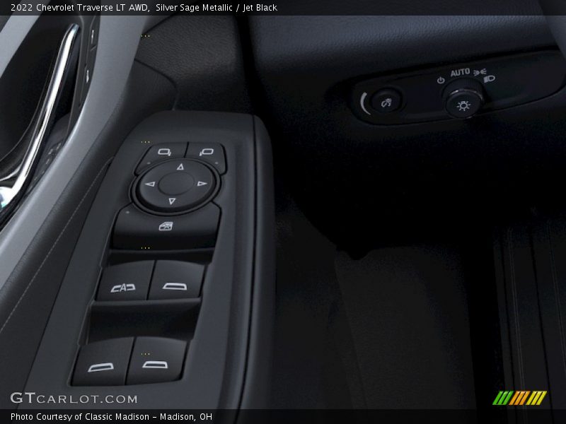 Silver Sage Metallic / Jet Black 2022 Chevrolet Traverse LT AWD