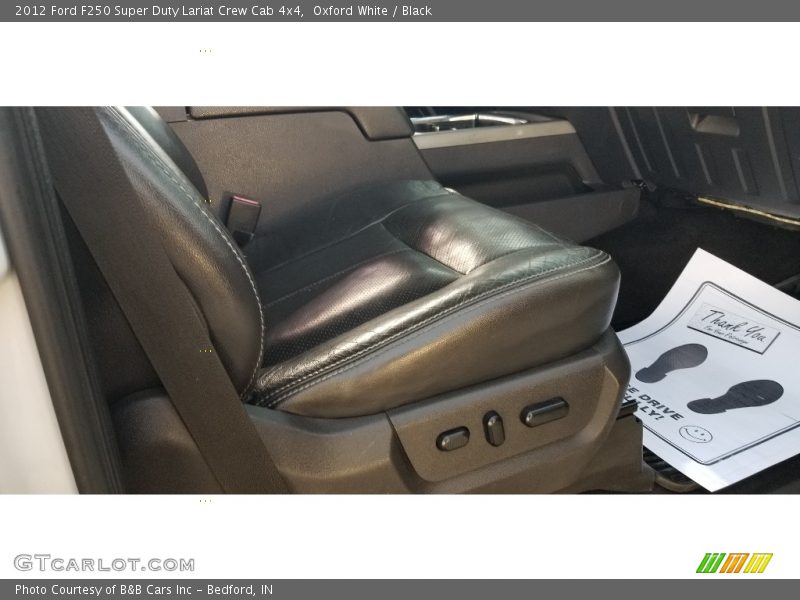 Oxford White / Black 2012 Ford F250 Super Duty Lariat Crew Cab 4x4