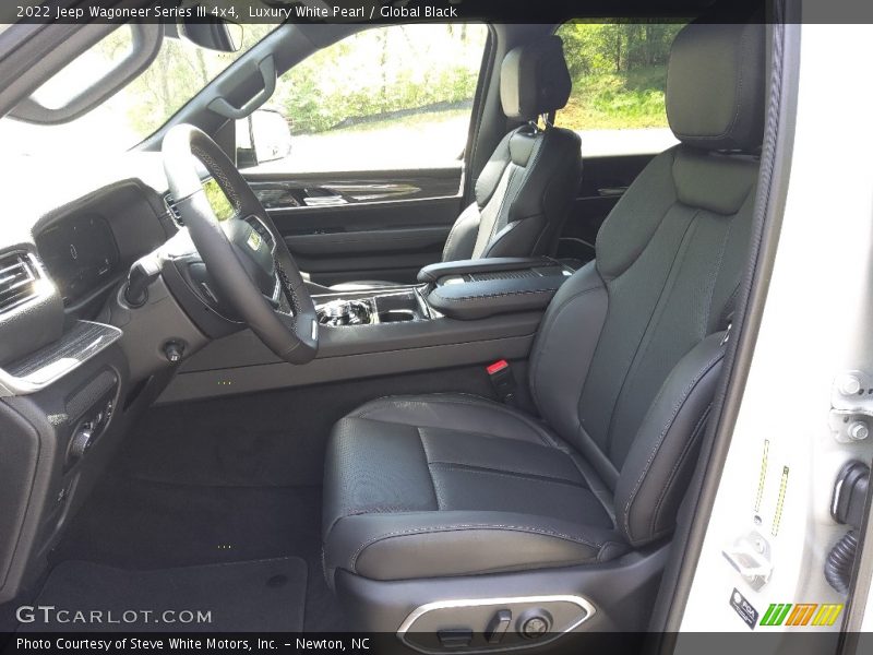 Luxury White Pearl / Global Black 2022 Jeep Wagoneer Series III 4x4