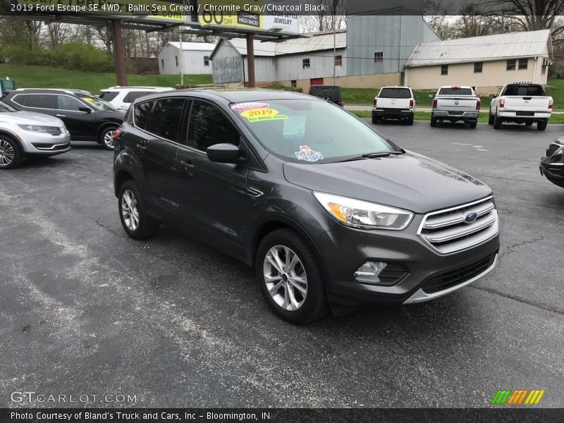 Baltic Sea Green / Chromite Gray/Charcoal Black 2019 Ford Escape SE 4WD
