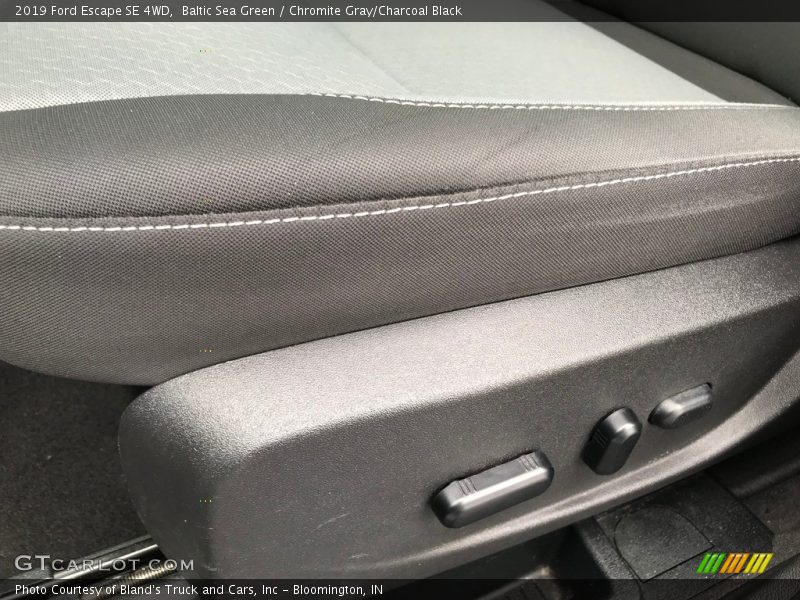 Baltic Sea Green / Chromite Gray/Charcoal Black 2019 Ford Escape SE 4WD