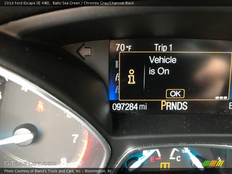 Baltic Sea Green / Chromite Gray/Charcoal Black 2019 Ford Escape SE 4WD