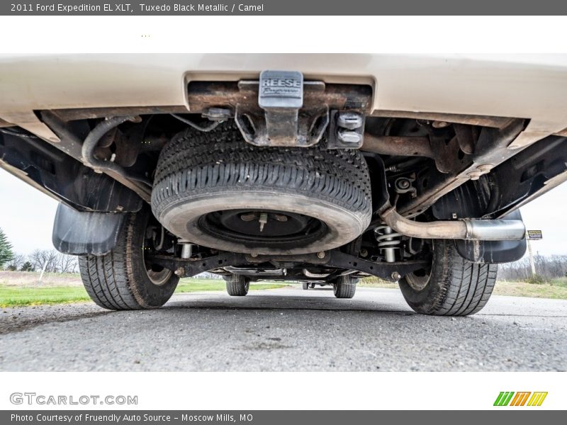 Tuxedo Black Metallic / Camel 2011 Ford Expedition EL XLT