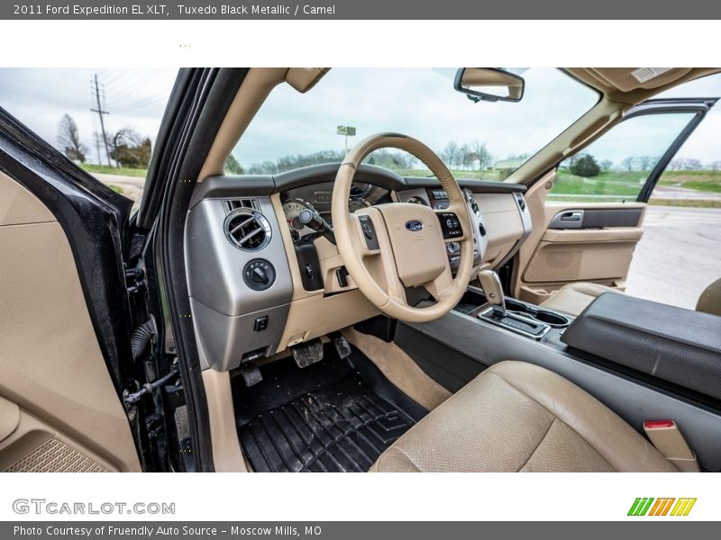 Tuxedo Black Metallic / Camel 2011 Ford Expedition EL XLT
