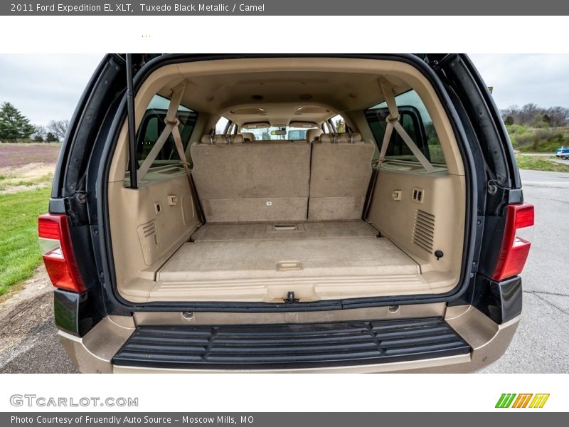 Tuxedo Black Metallic / Camel 2011 Ford Expedition EL XLT