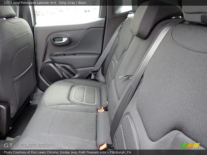 Sting-Gray / Black 2022 Jeep Renegade Latitude 4x4
