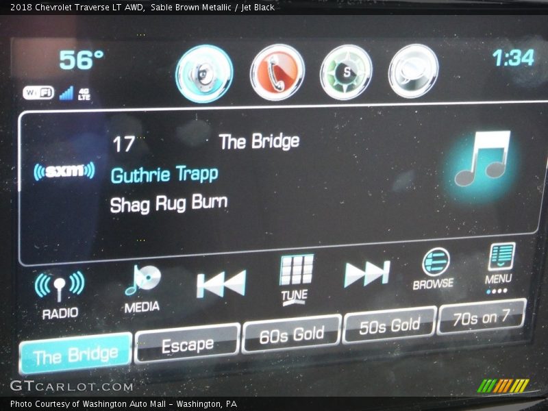Sable Brown Metallic / Jet Black 2018 Chevrolet Traverse LT AWD