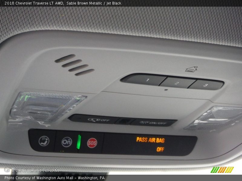 Sable Brown Metallic / Jet Black 2018 Chevrolet Traverse LT AWD
