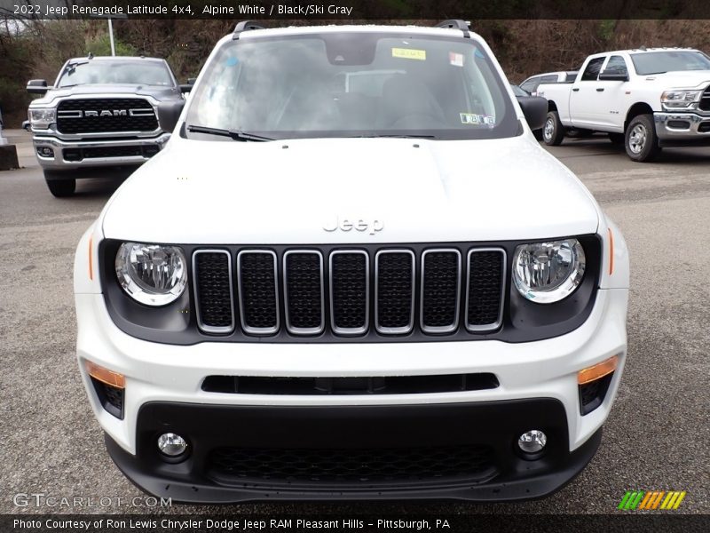 Alpine White / Black/Ski Gray 2022 Jeep Renegade Latitude 4x4