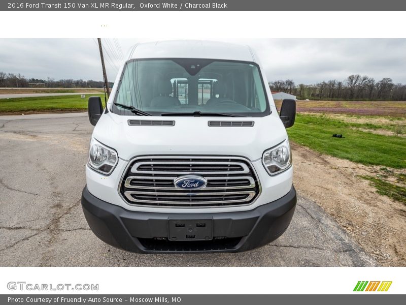 Oxford White / Charcoal Black 2016 Ford Transit 150 Van XL MR Regular