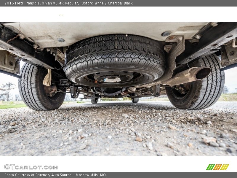 Oxford White / Charcoal Black 2016 Ford Transit 150 Van XL MR Regular