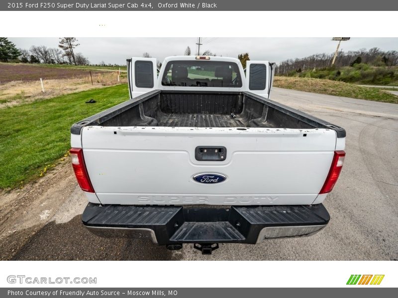 Oxford White / Black 2015 Ford F250 Super Duty Lariat Super Cab 4x4