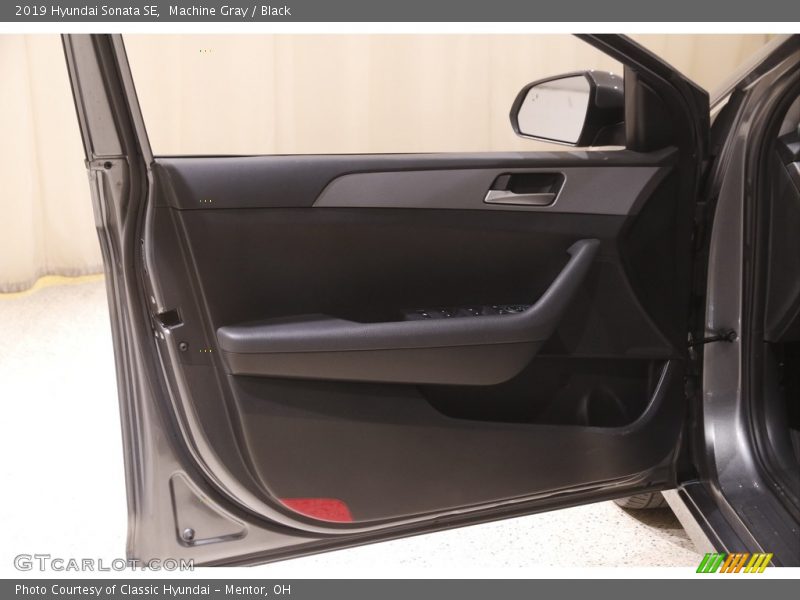 Machine Gray / Black 2019 Hyundai Sonata SE