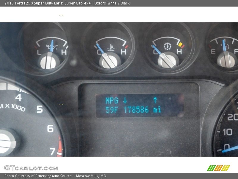 Oxford White / Black 2015 Ford F250 Super Duty Lariat Super Cab 4x4