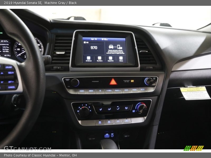 Machine Gray / Black 2019 Hyundai Sonata SE