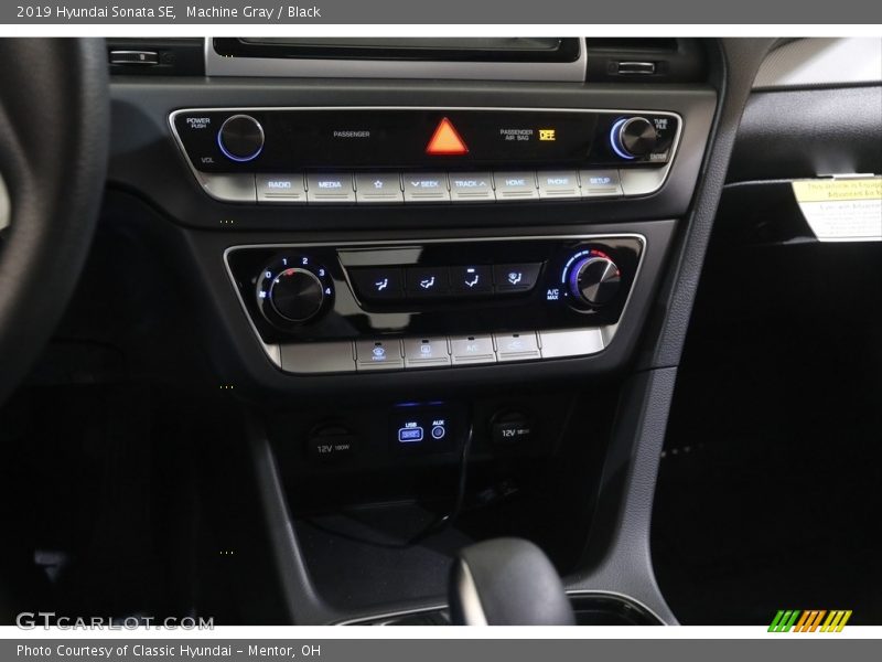Machine Gray / Black 2019 Hyundai Sonata SE