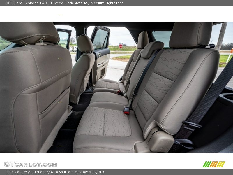 Tuxedo Black Metallic / Medium Light Stone 2013 Ford Explorer 4WD