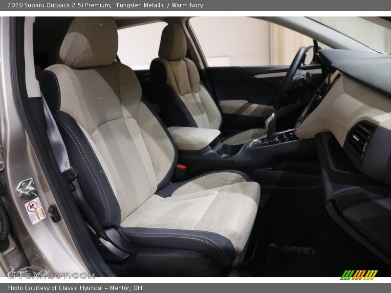 Tungsten Metallic / Warm Ivory 2020 Subaru Outback 2.5i Premium