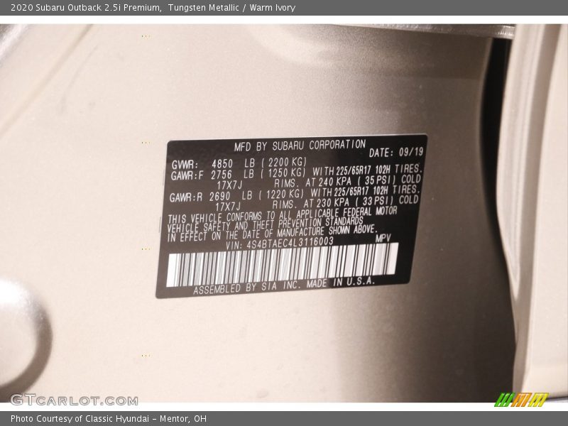 Tungsten Metallic / Warm Ivory 2020 Subaru Outback 2.5i Premium
