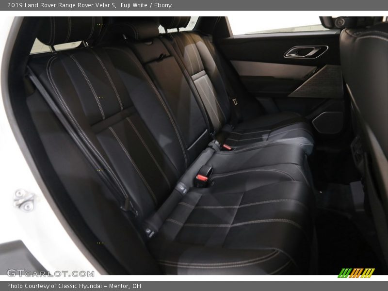 Fuji White / Ebony 2019 Land Rover Range Rover Velar S